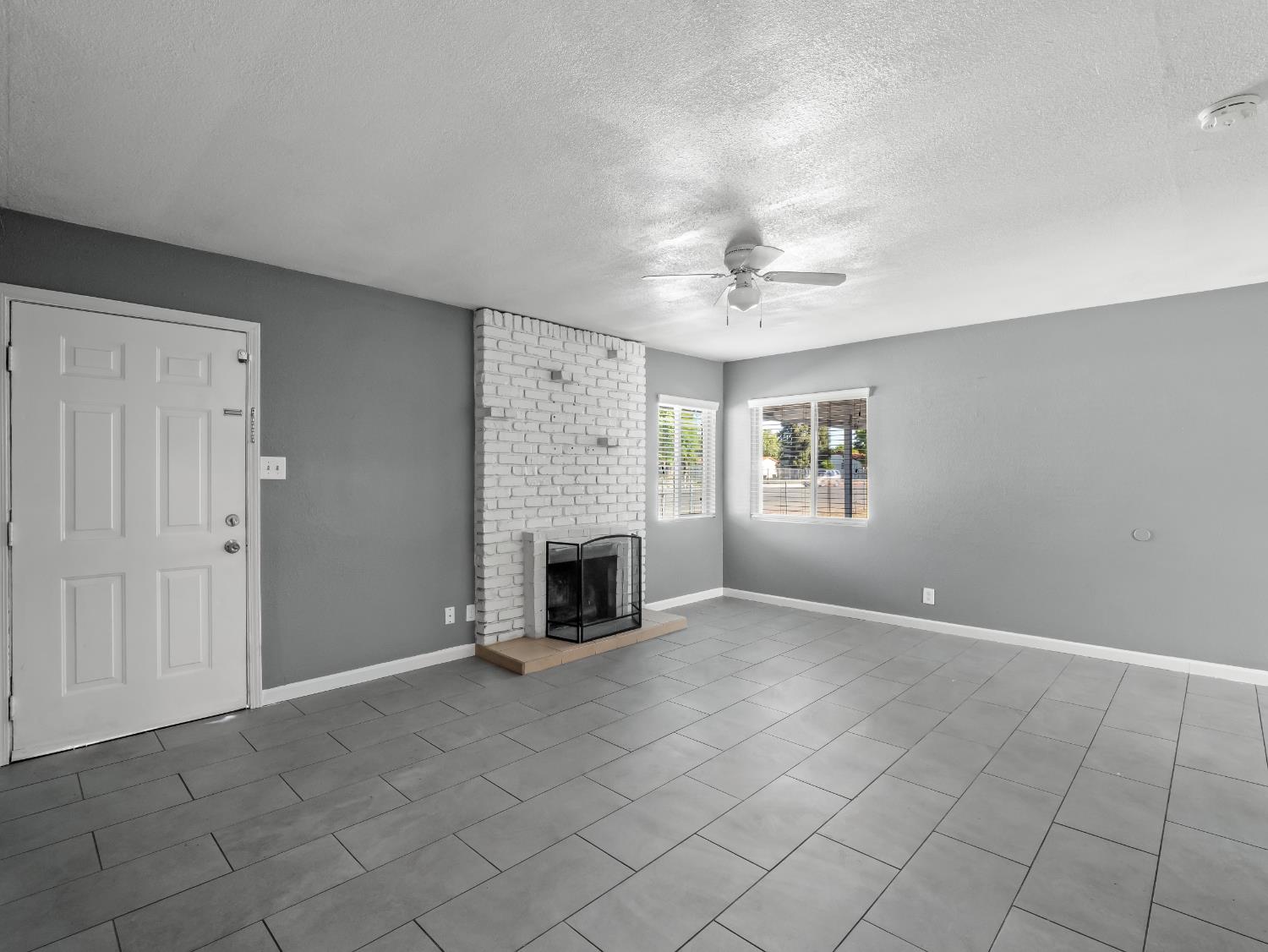 1531 N Fresno St, Fresno, CA 93703
