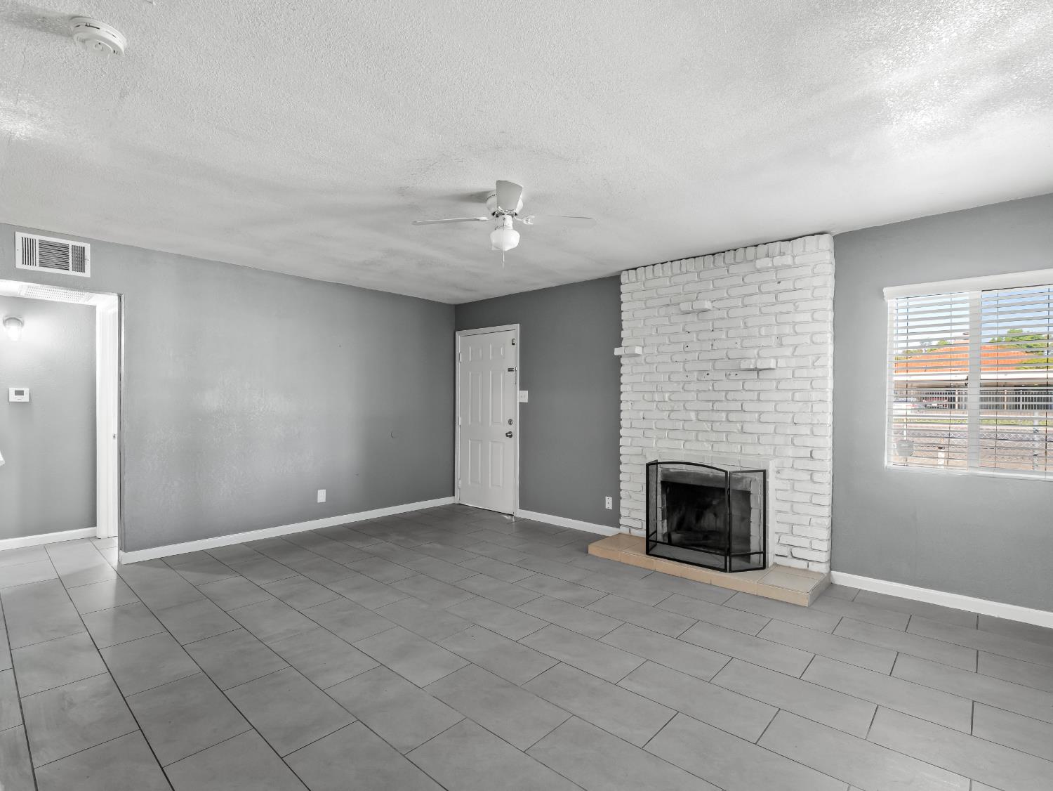 1531 N Fresno St, Fresno, CA 93703