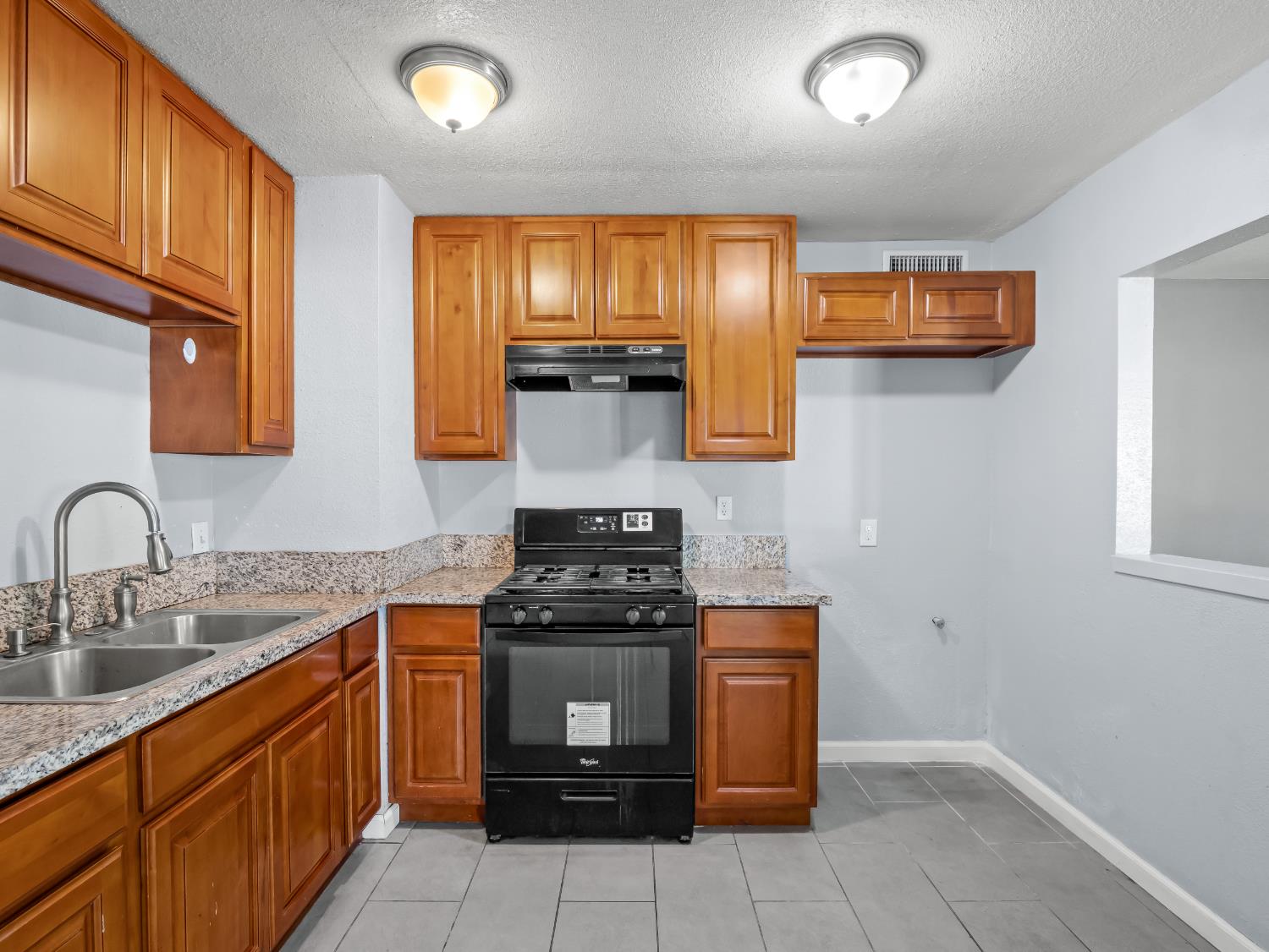 1531 N Fresno St, Fresno, CA 93703