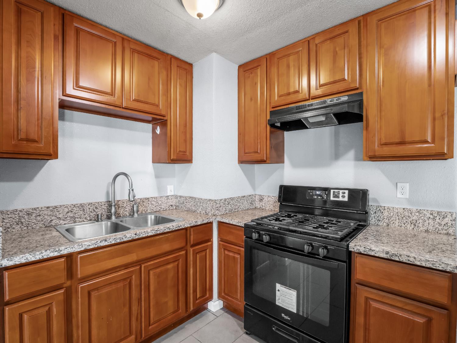 1531 N Fresno St, Fresno, CA 93703