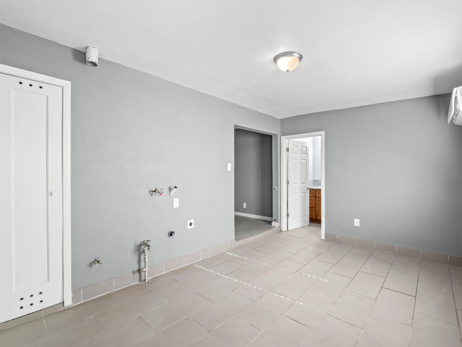 1531 N Fresno St, Fresno, CA 93703
