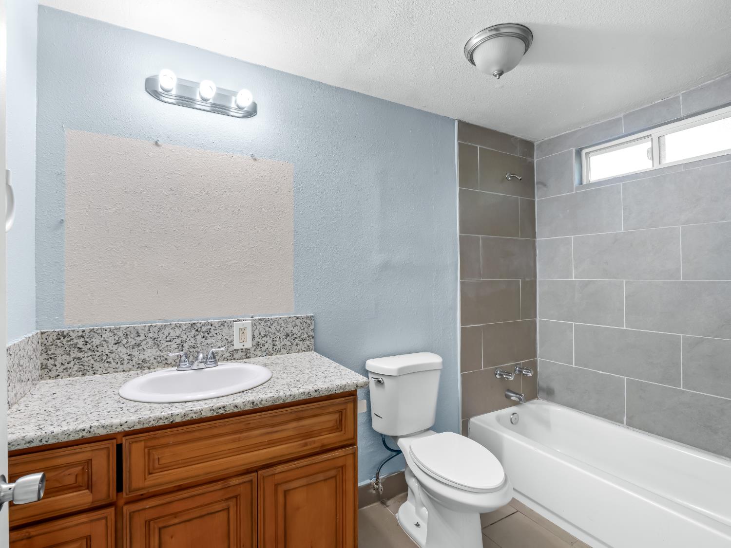 1531 N Fresno St, Fresno, CA 93703