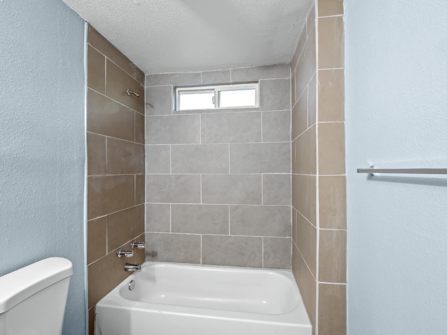 1531 N Fresno St, Fresno, CA 93703