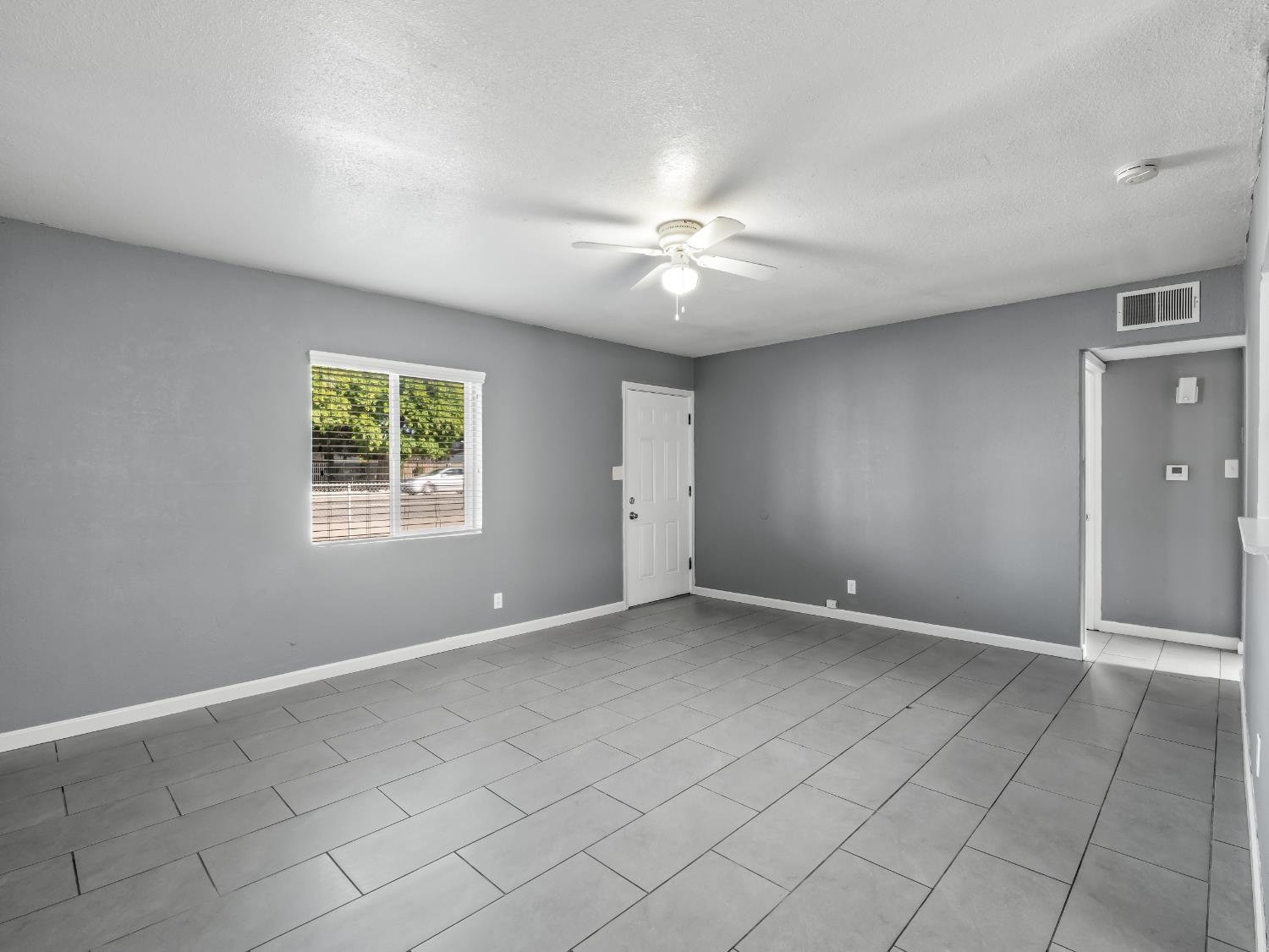 1531 N Fresno St, Fresno, CA 93703