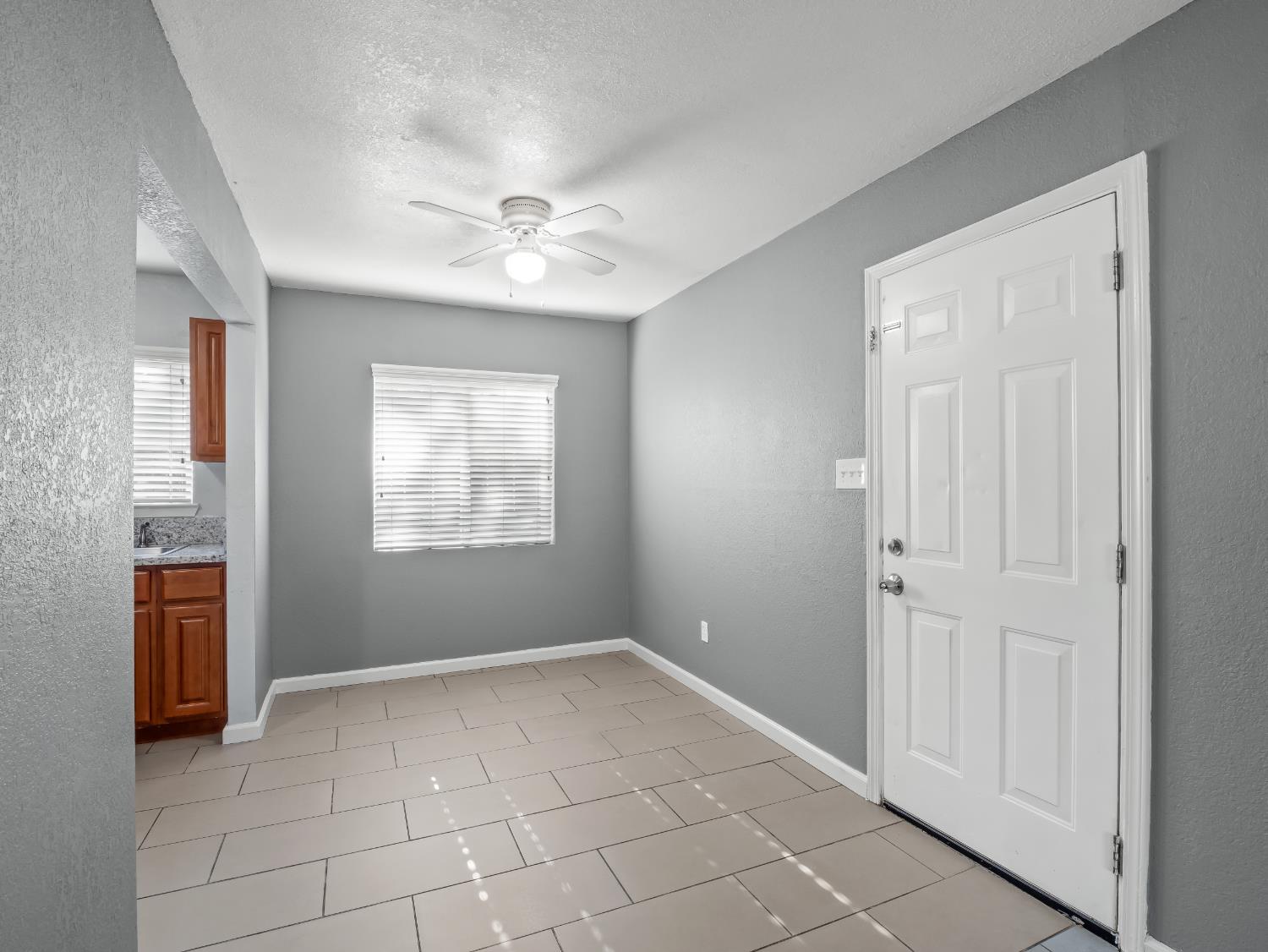 1531 N Fresno St, Fresno, CA 93703