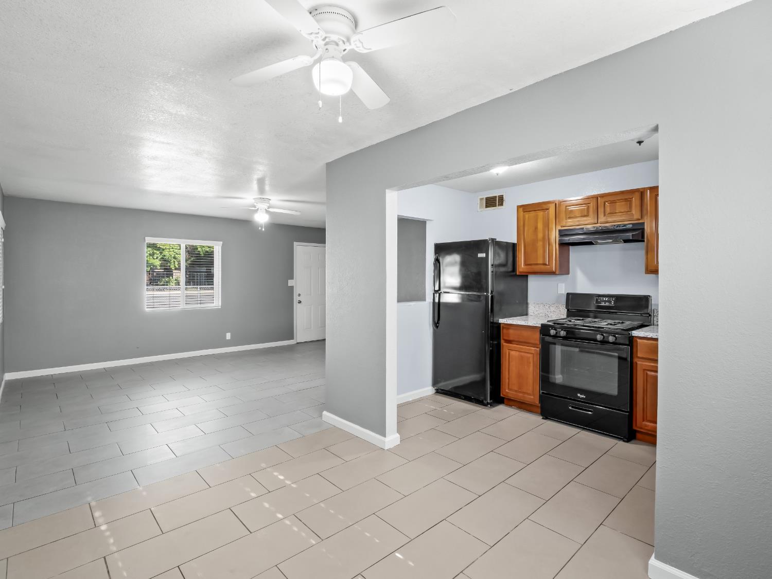 1531 N Fresno St, Fresno, CA 93703