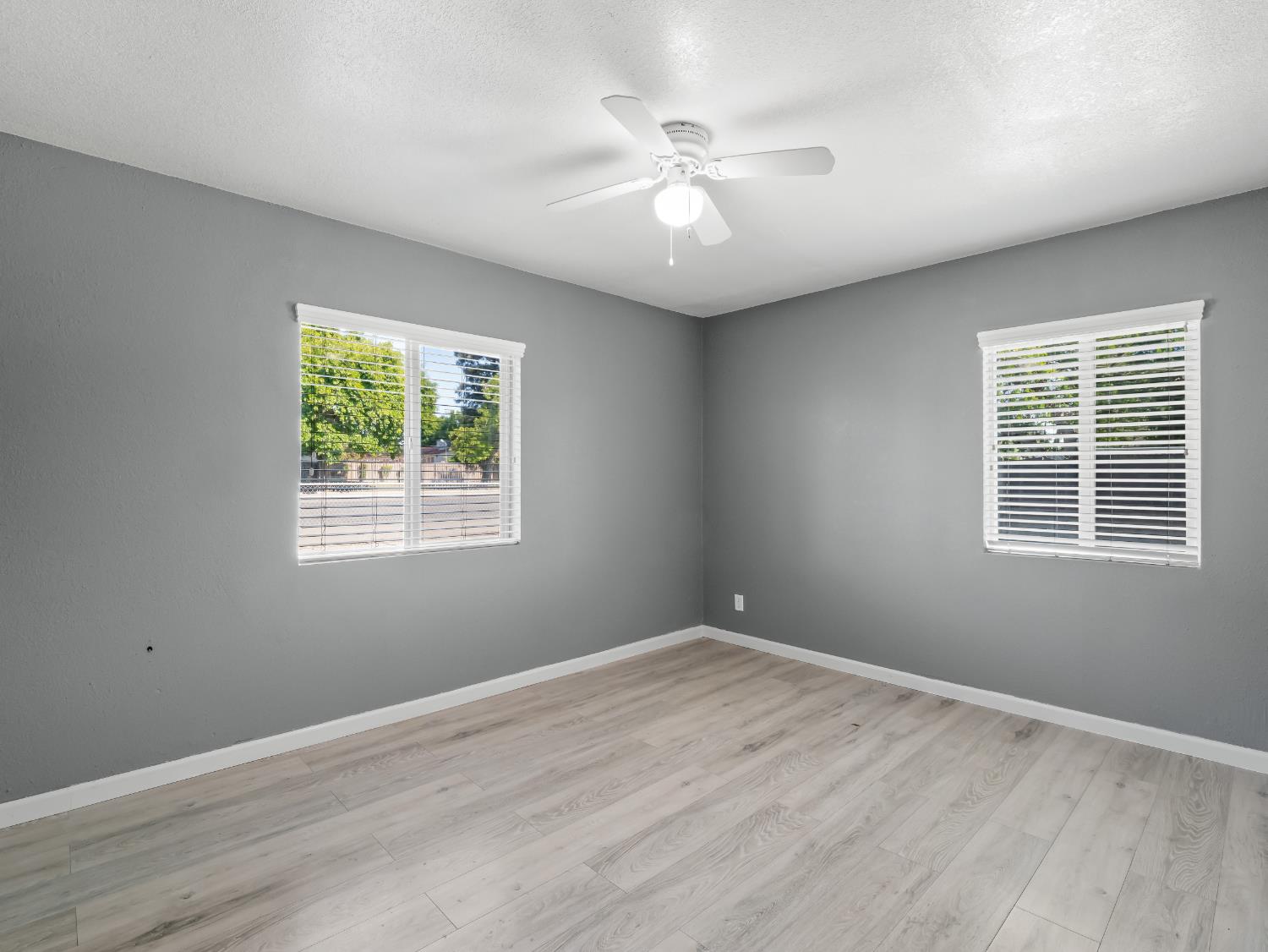 1531 N Fresno St, Fresno, CA 93703