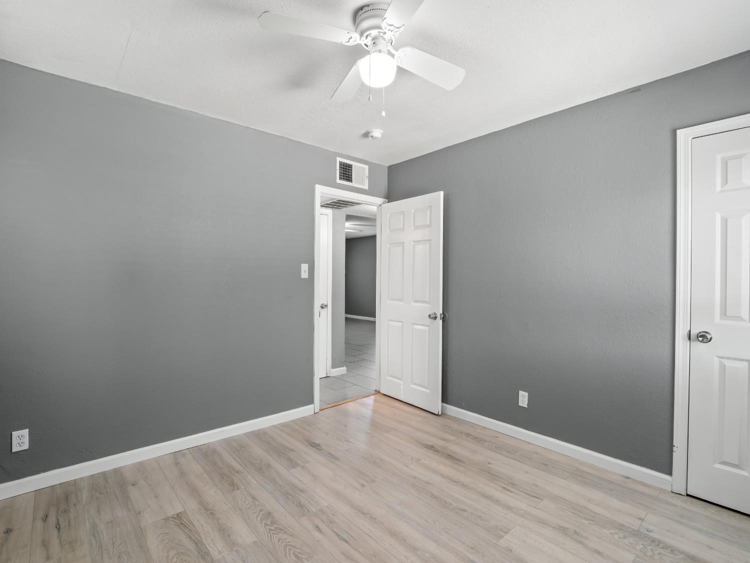 1531 N Fresno St, Fresno, CA 93703