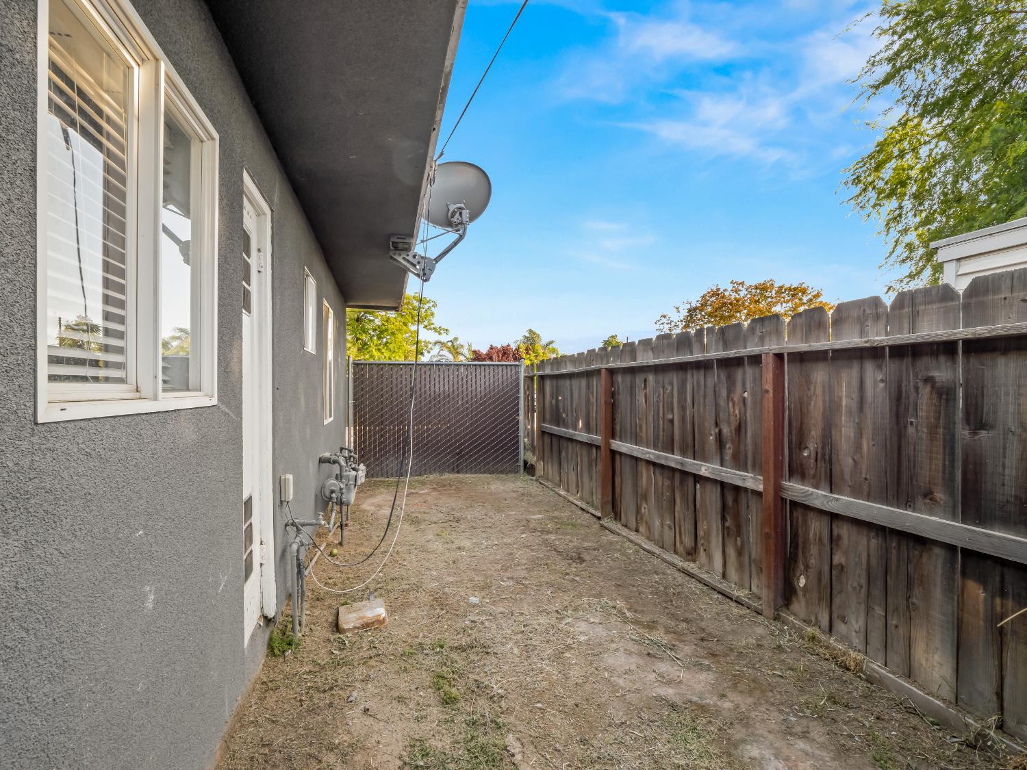 1531 N Fresno St, Fresno, CA 93703