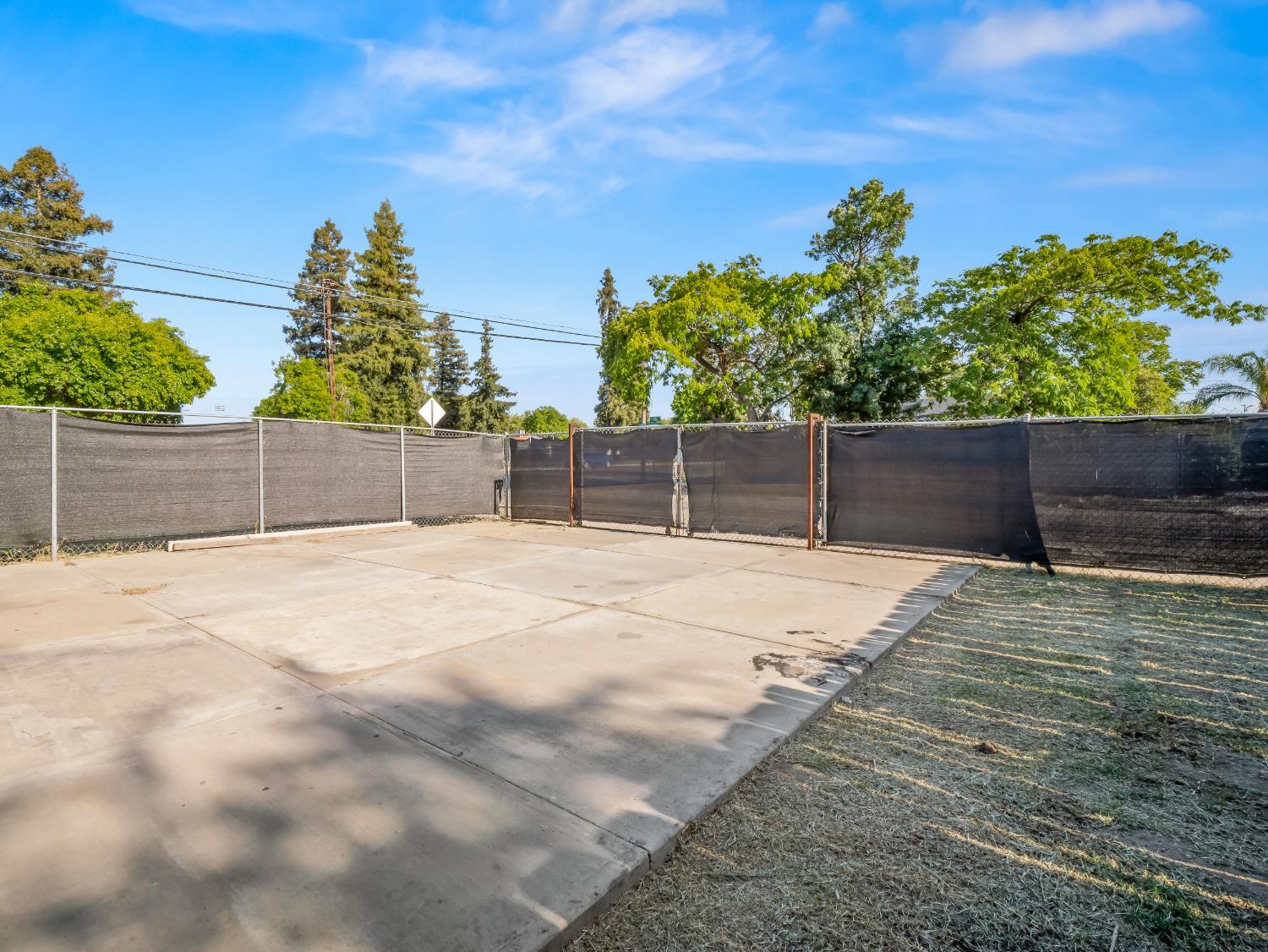 1531 N Fresno St, Fresno, CA 93703