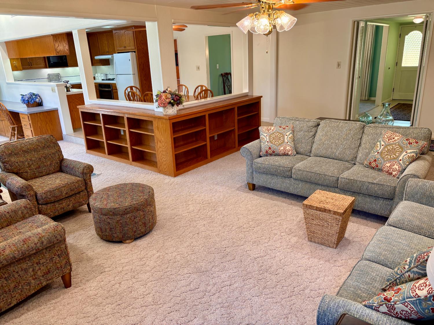 1775 W Tenaya Way, Fresno, CA 93711