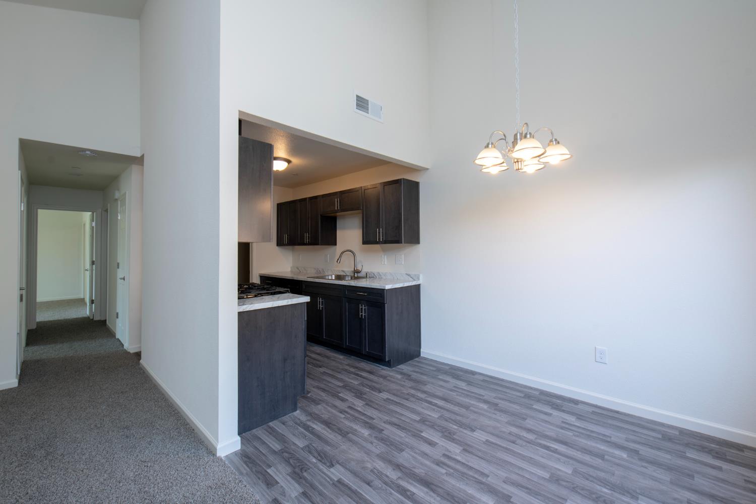 540 S Argyle Ave #101, Fresno, CA 93727