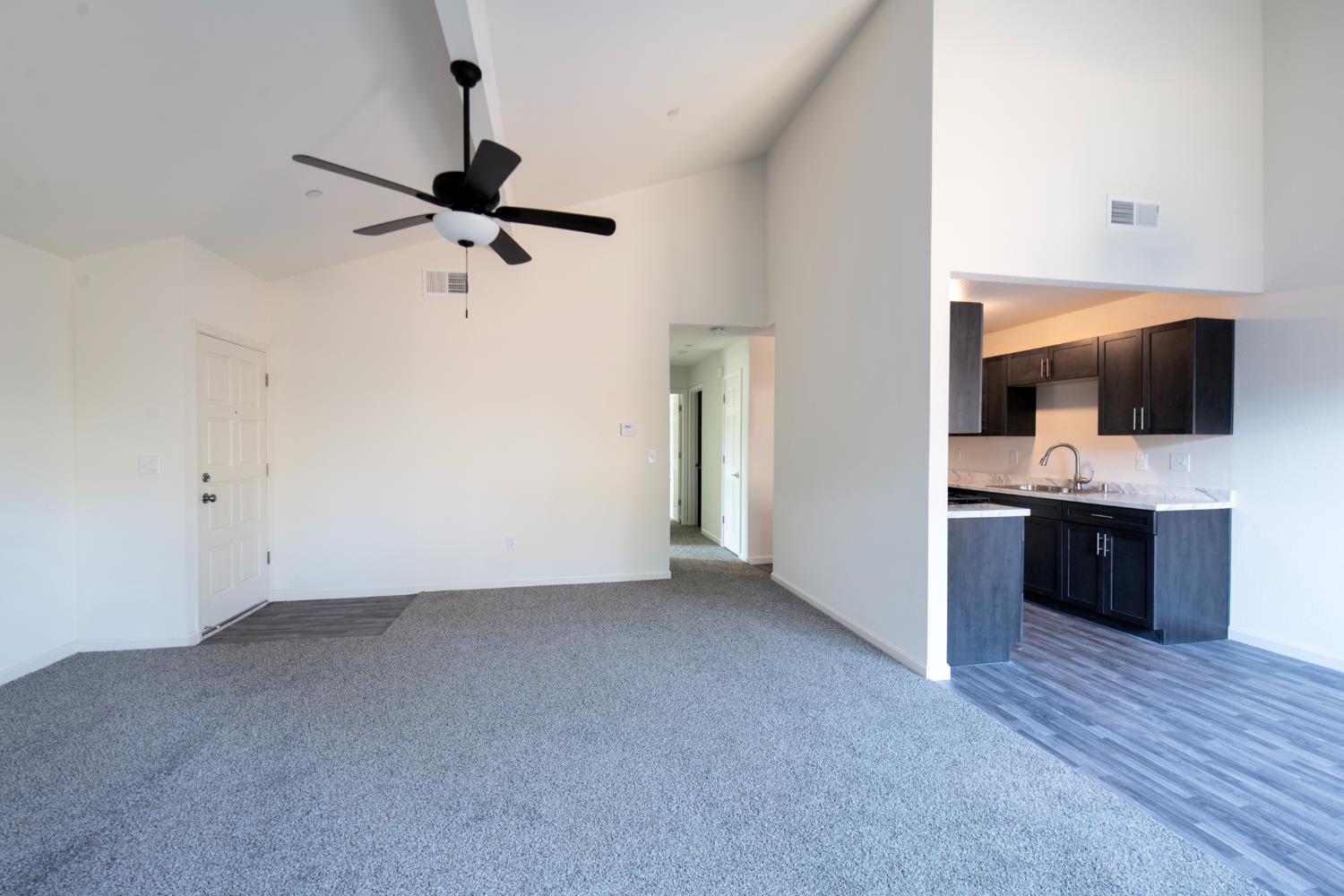 540 S Argyle Ave #101, Fresno, CA 93727