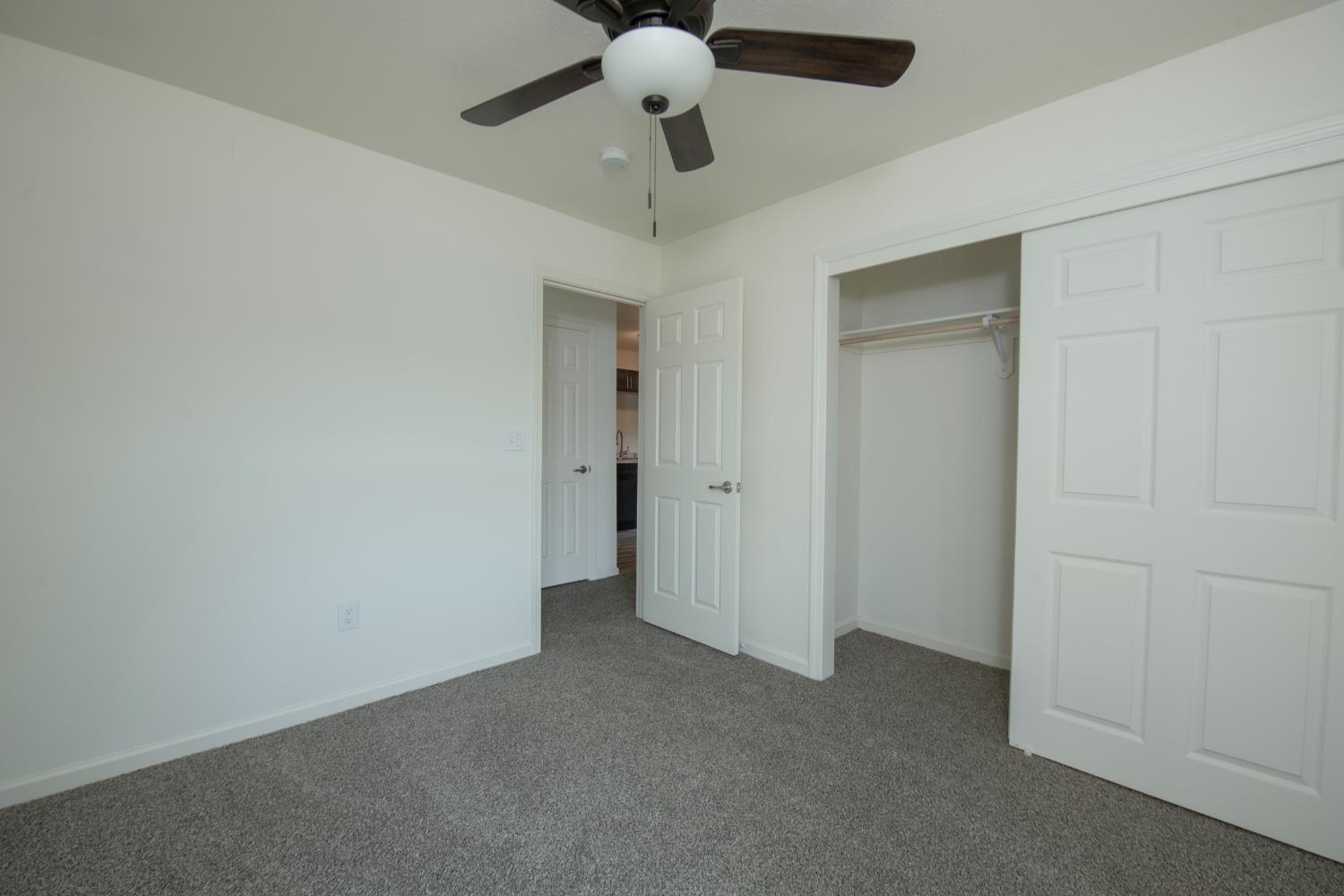 540 S Argyle Ave #101, Fresno, CA 93727