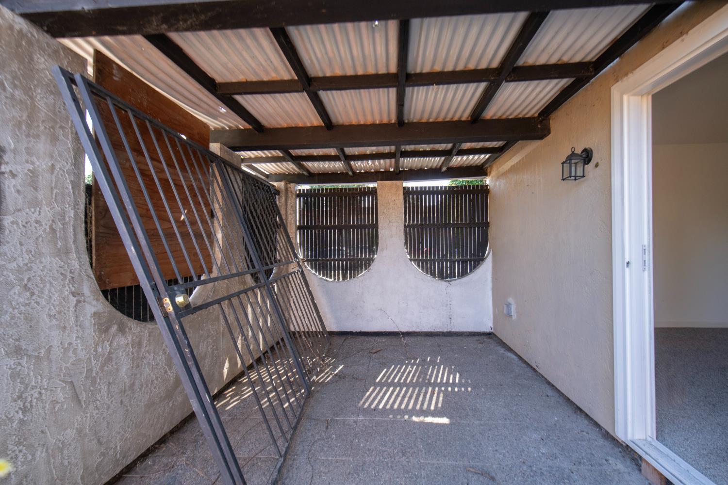540 S Argyle Ave #101, Fresno, CA 93727
