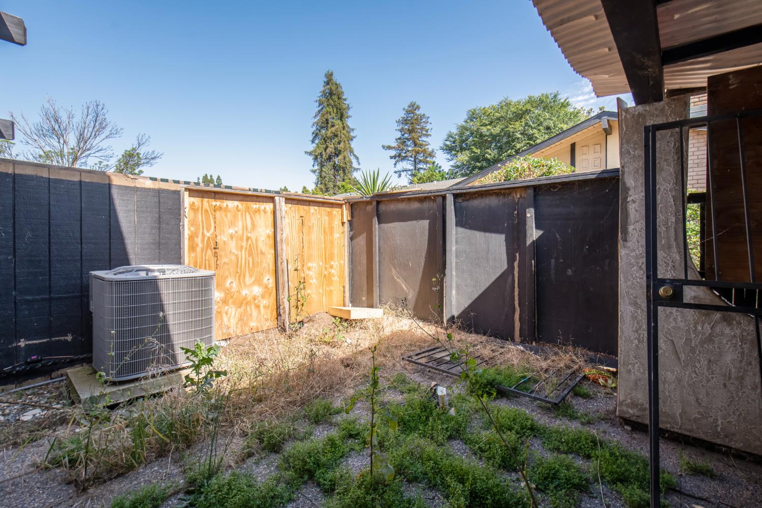 540 S Argyle Ave #101, Fresno, CA 93727