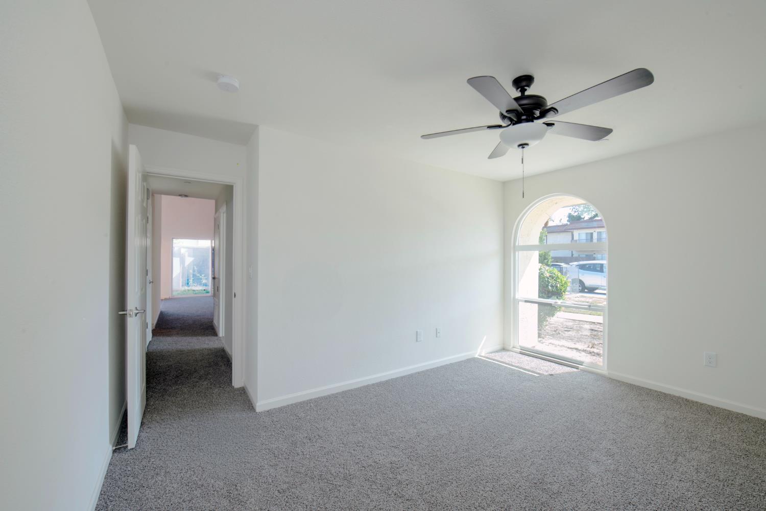 540 S Argyle Ave #101, Fresno, CA 93727