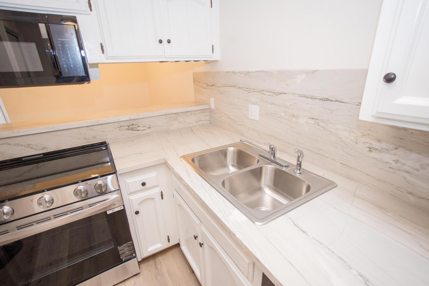 5728 N Monte Ave #1, Fresno, CA 93711