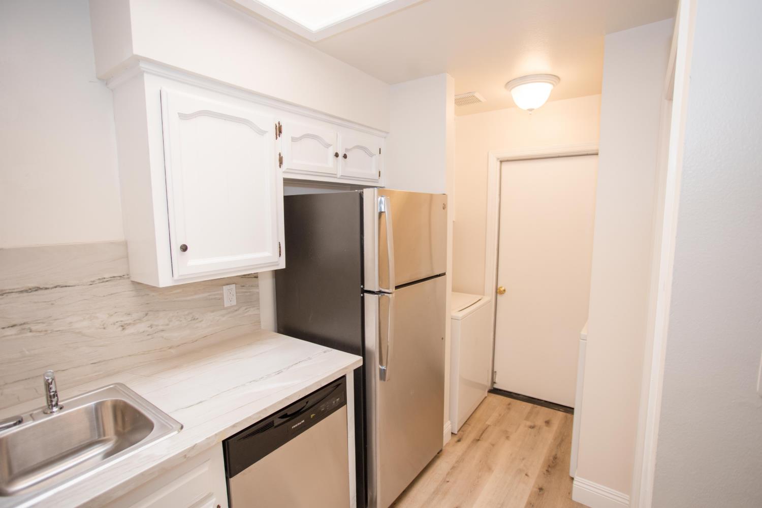 5728 N Monte Ave #1, Fresno, CA 93711