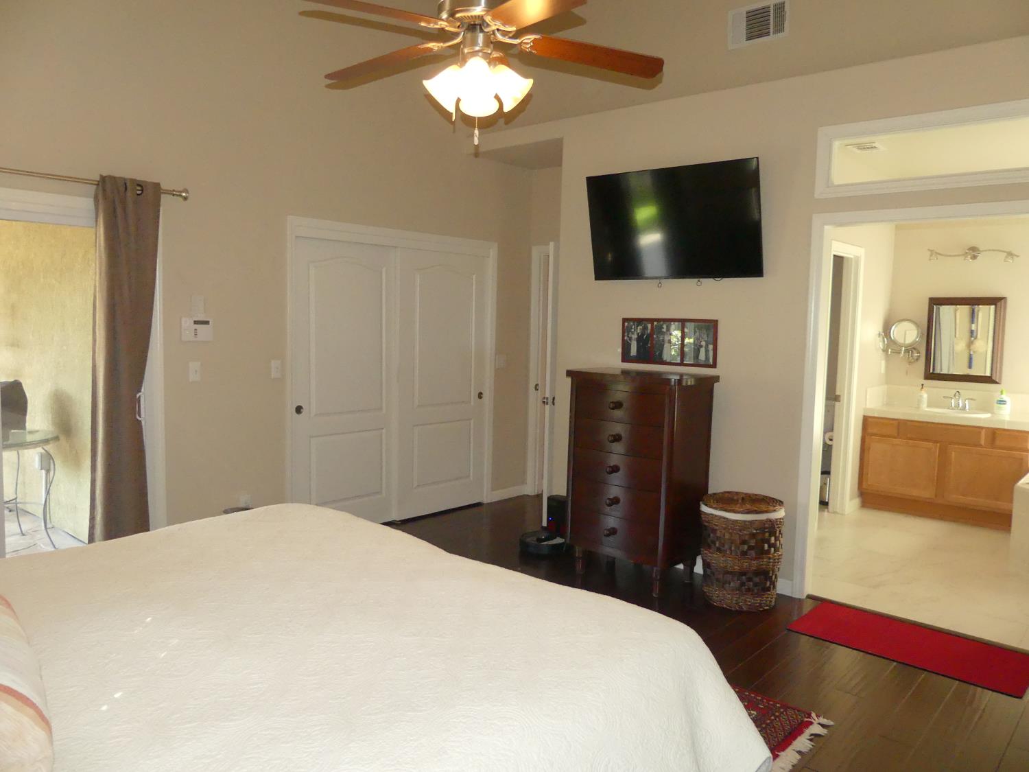 7169 W San Madele Ave, Fresno, CA 93723