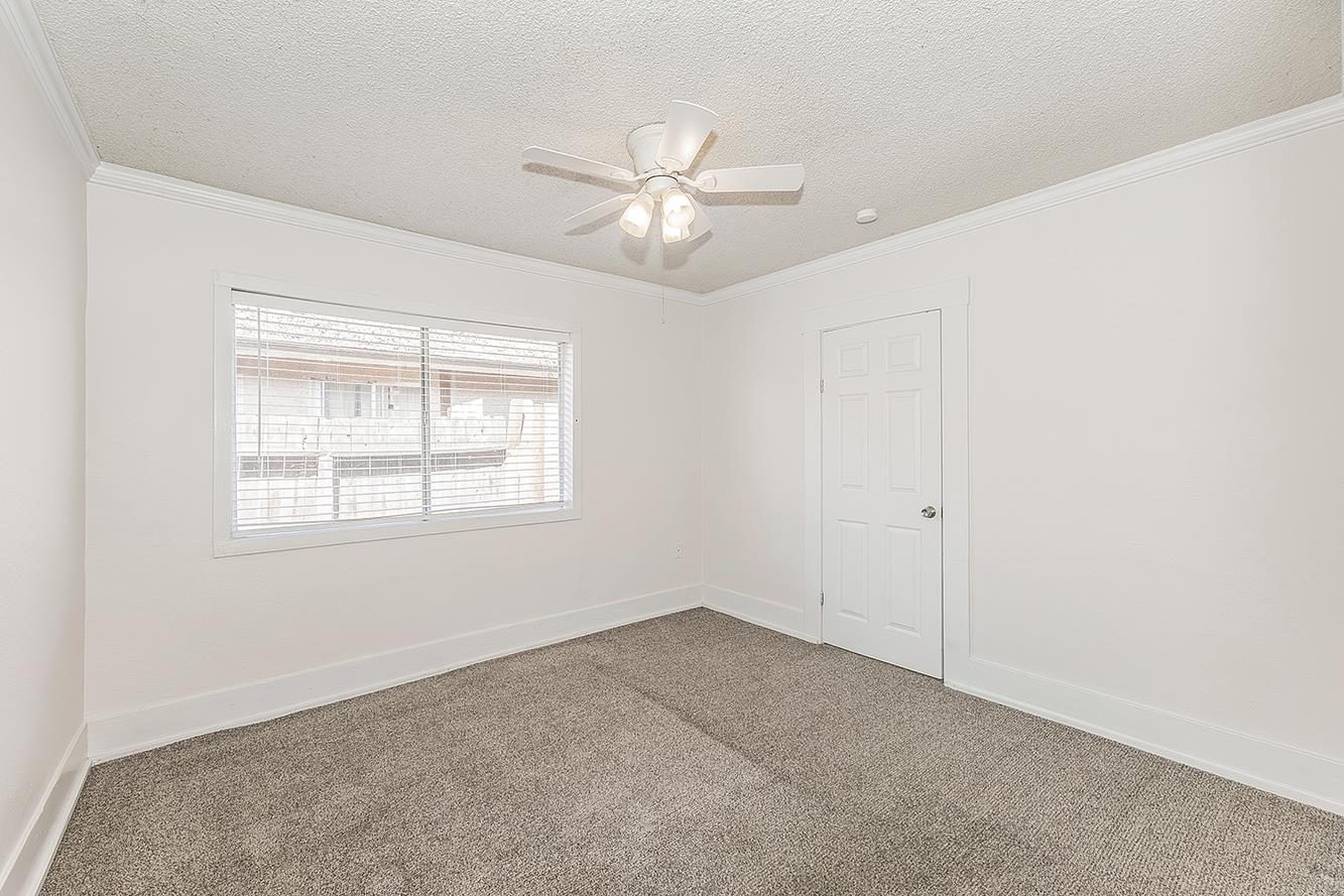 630 E Dudley Ave, Fresno, CA 93728