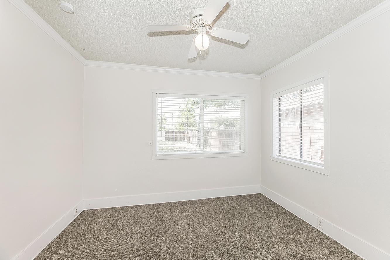 630 E Dudley Ave, Fresno, CA 93728