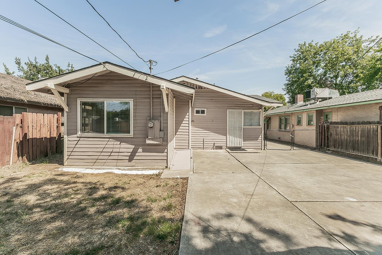 630 E Dudley Ave, Fresno, CA 93728