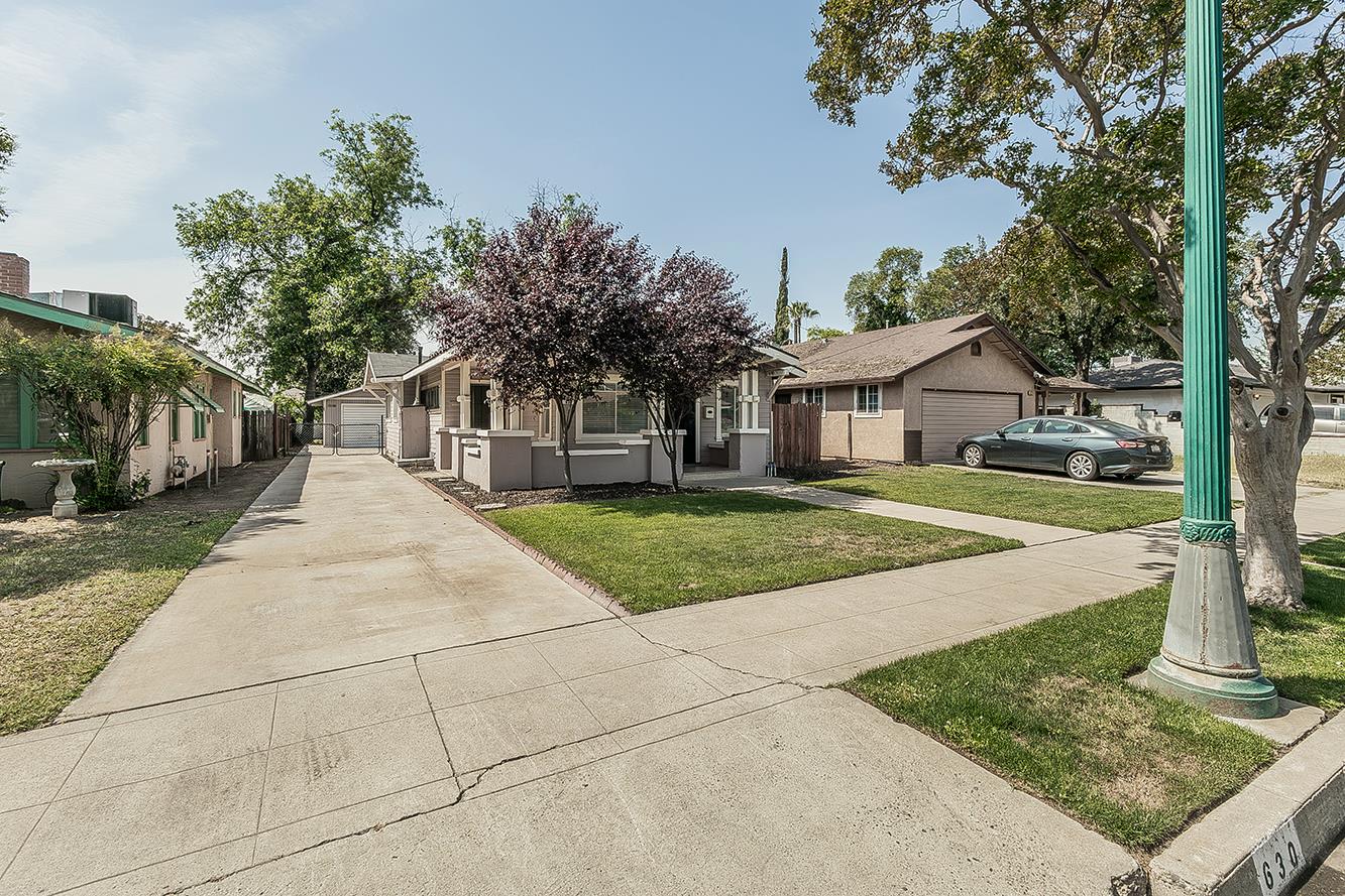 630 E Dudley Ave, Fresno, CA 93728