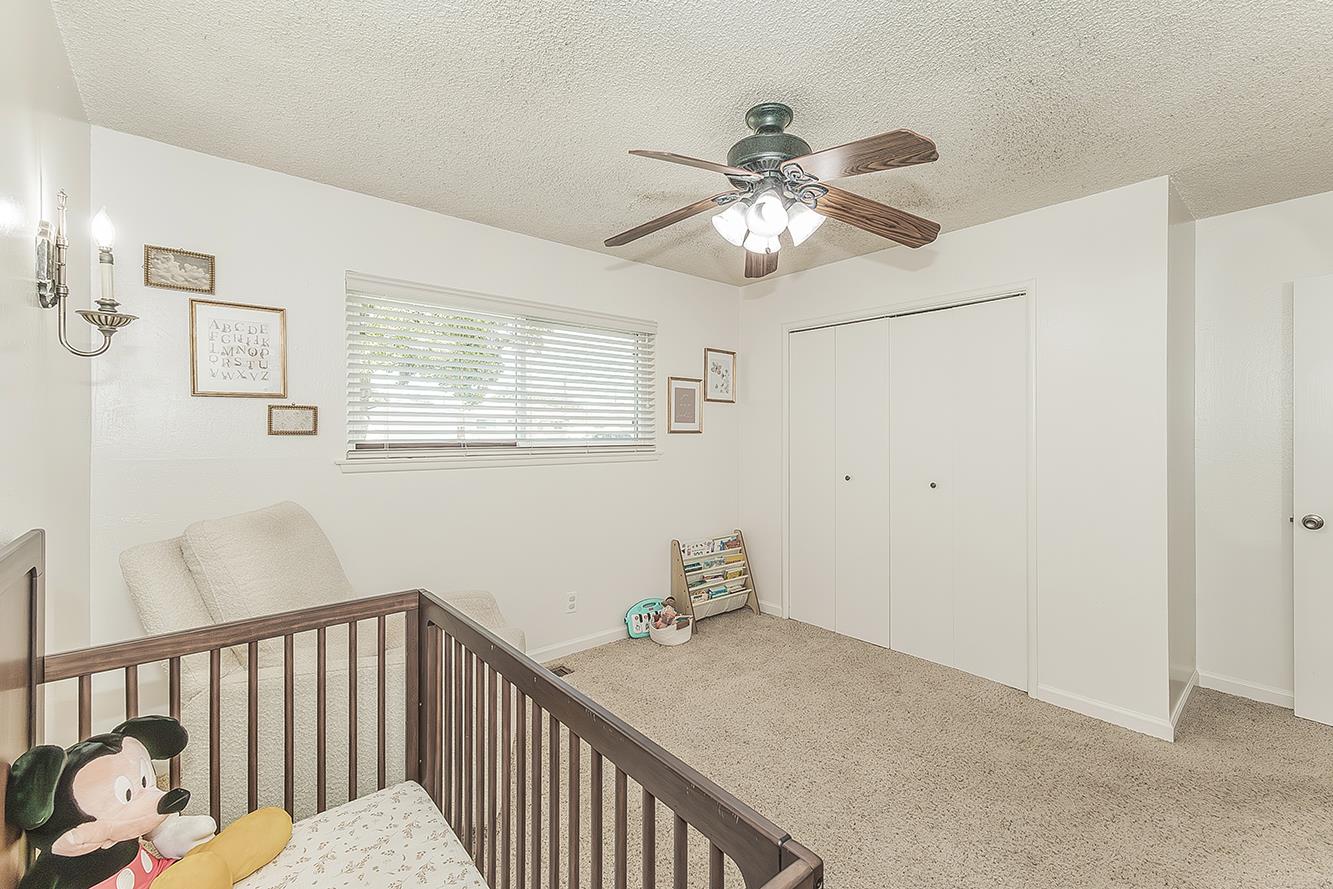 4888 E Rialto Ave, Fresno, CA 93726