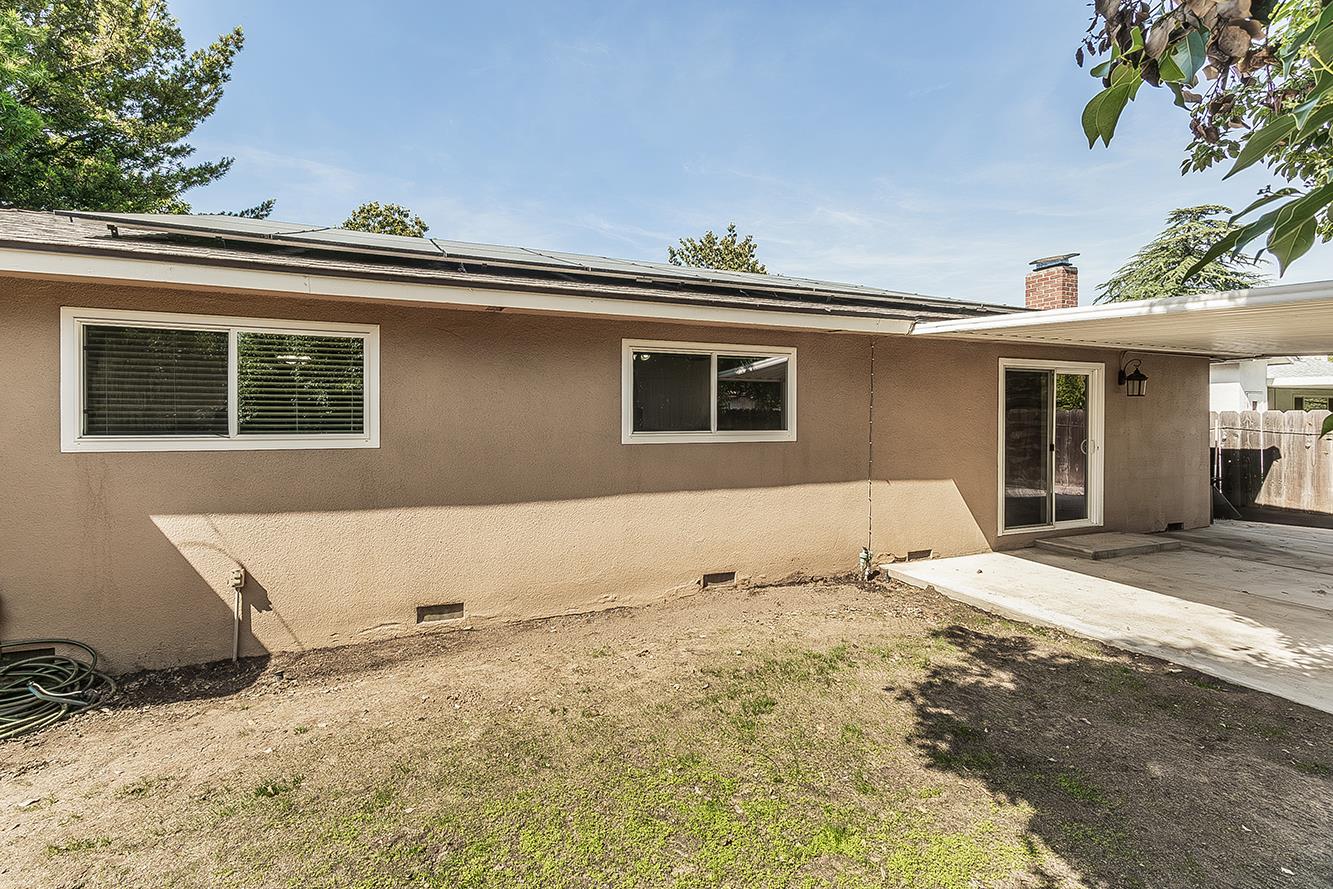 4888 E Rialto Ave, Fresno, CA 93726