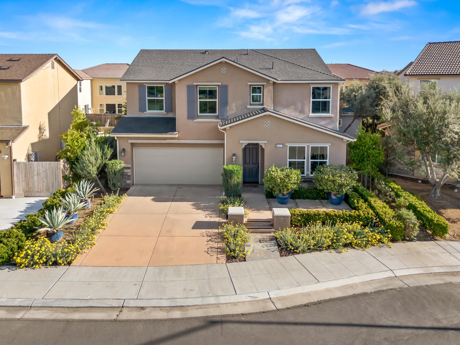 6421 W Indianapolis Ave, Fresno, CA 93723