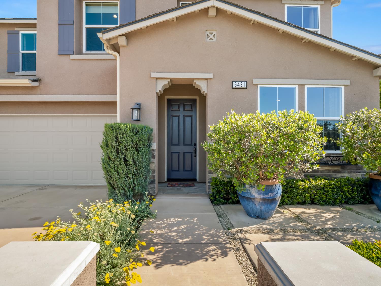 6421 W Indianapolis Ave, Fresno, CA 93723