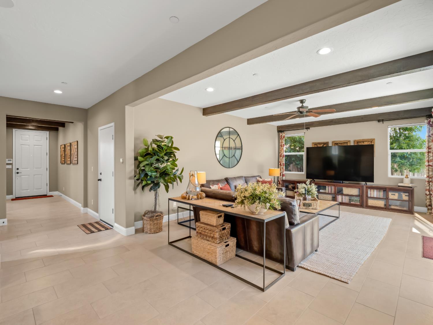 6421 W Indianapolis Ave, Fresno, CA 93723