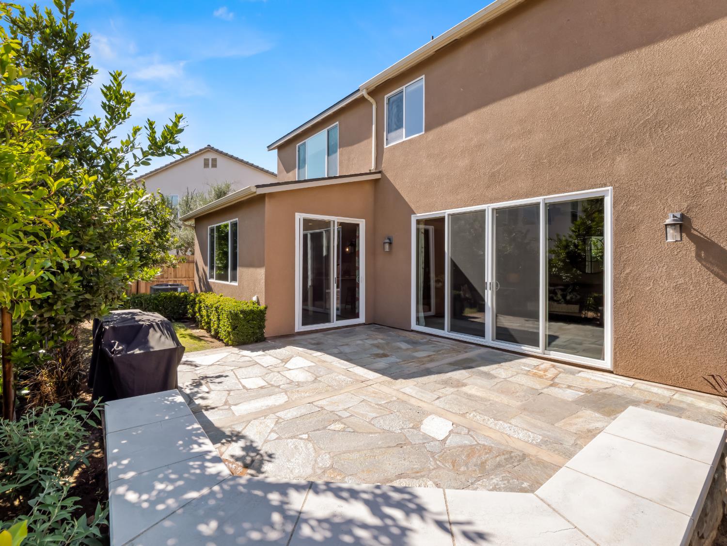 6421 W Indianapolis Ave, Fresno, CA 93723