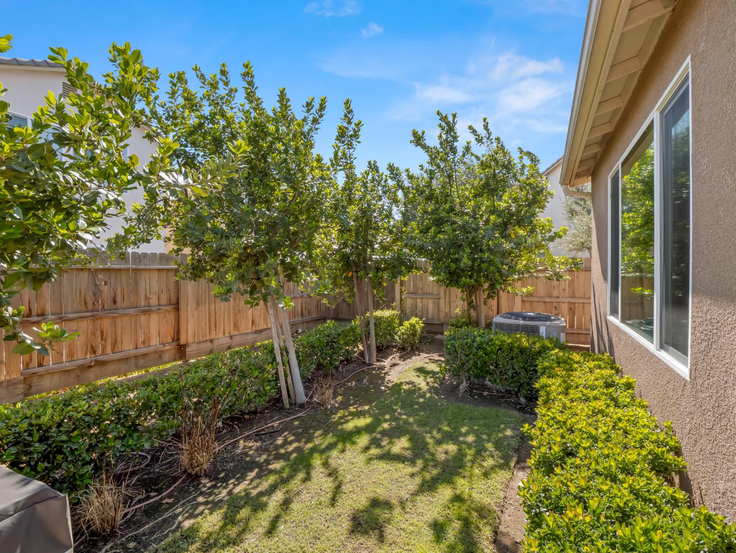 6421 W Indianapolis Ave, Fresno, CA 93723