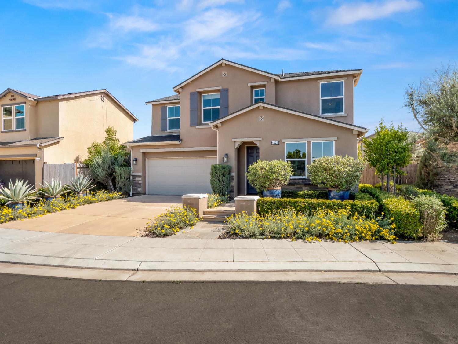 6421 W Indianapolis Ave, Fresno, CA 93723