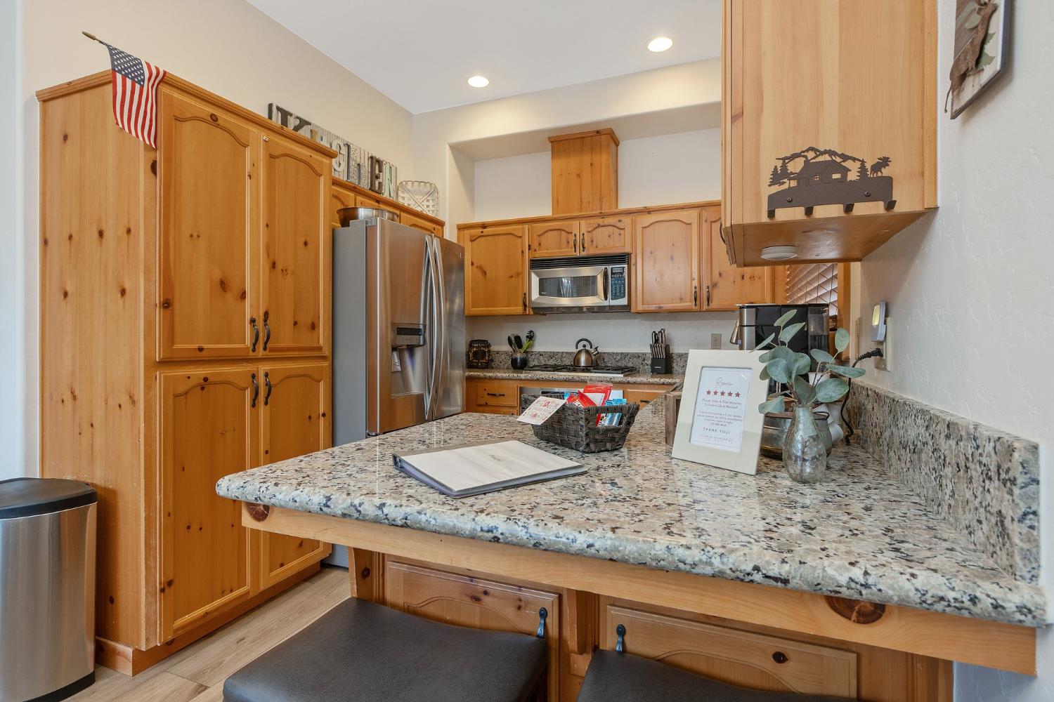 40838 Village Pass Ln, Shaver Lake, CA 93664