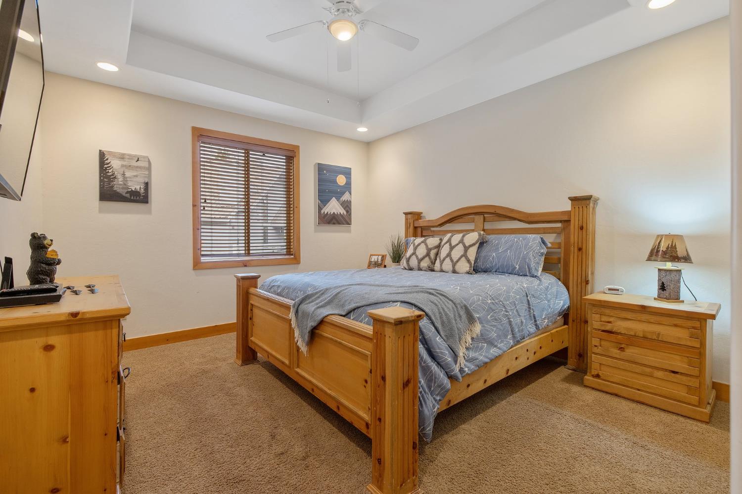 40838 Village Pass Ln, Shaver Lake, CA 93664