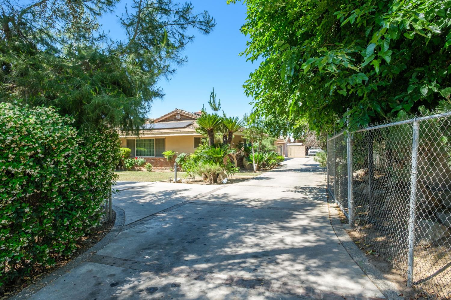 5345 E Butler Ave, Fresno, CA 93727