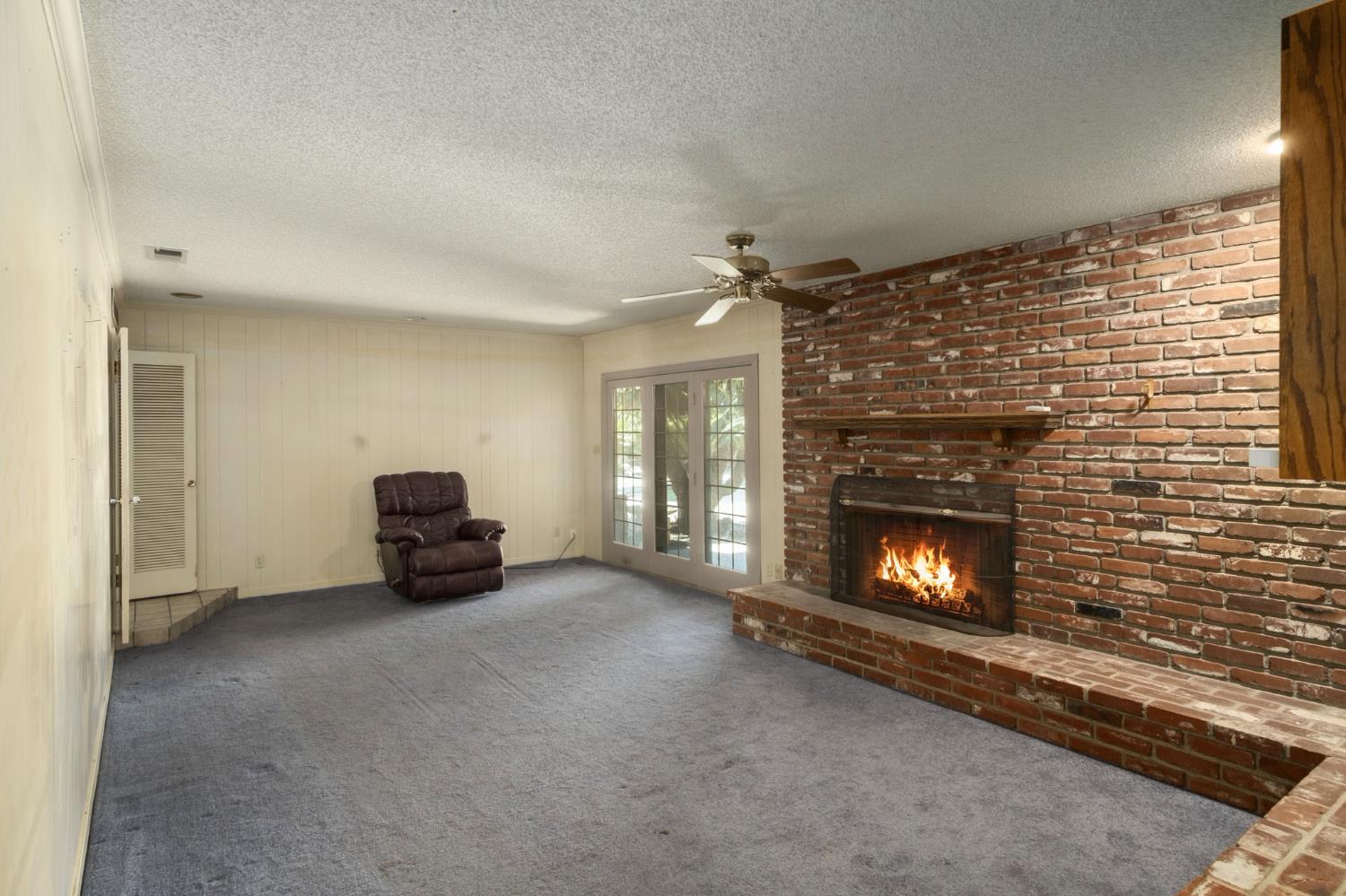 5345 E Butler Ave, Fresno, CA 93727