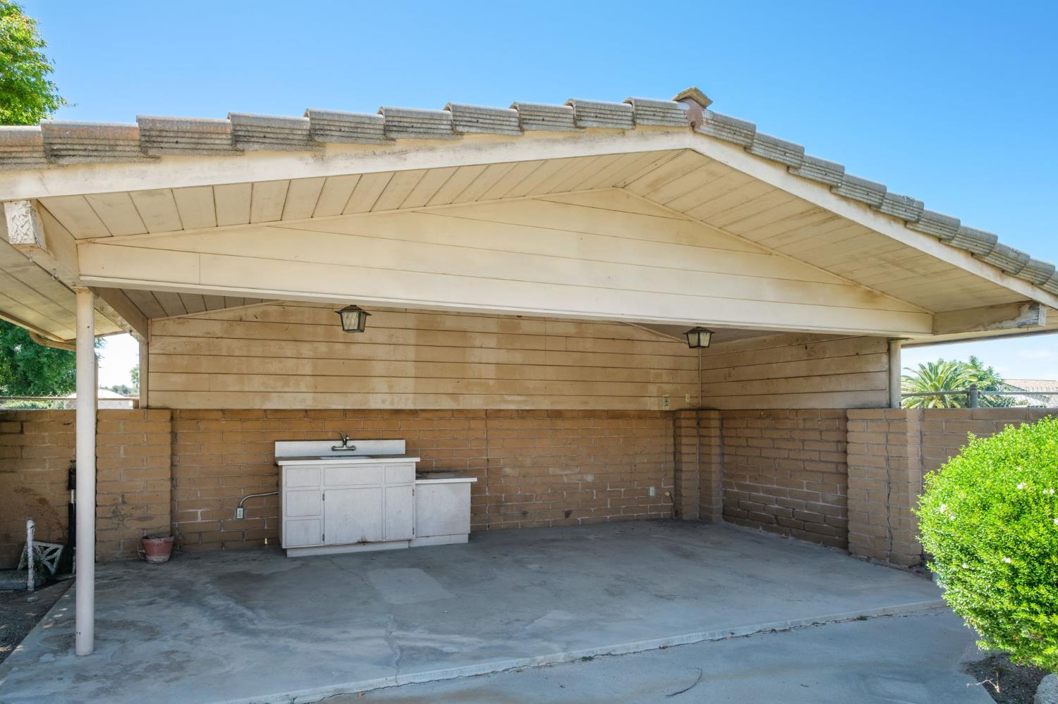 5345 E Butler Ave, Fresno, CA 93727