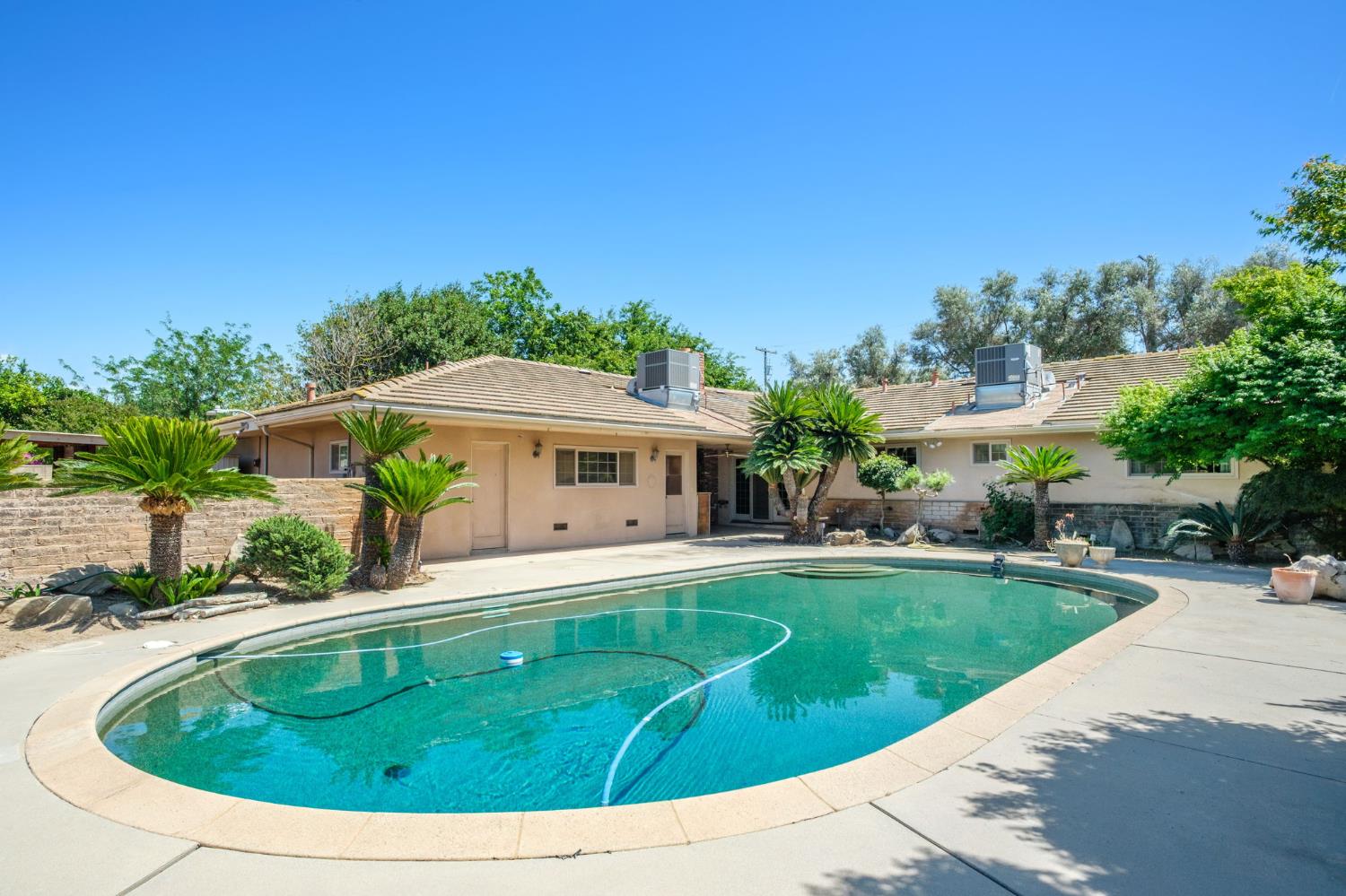 5345 E Butler Ave, Fresno, CA 93727