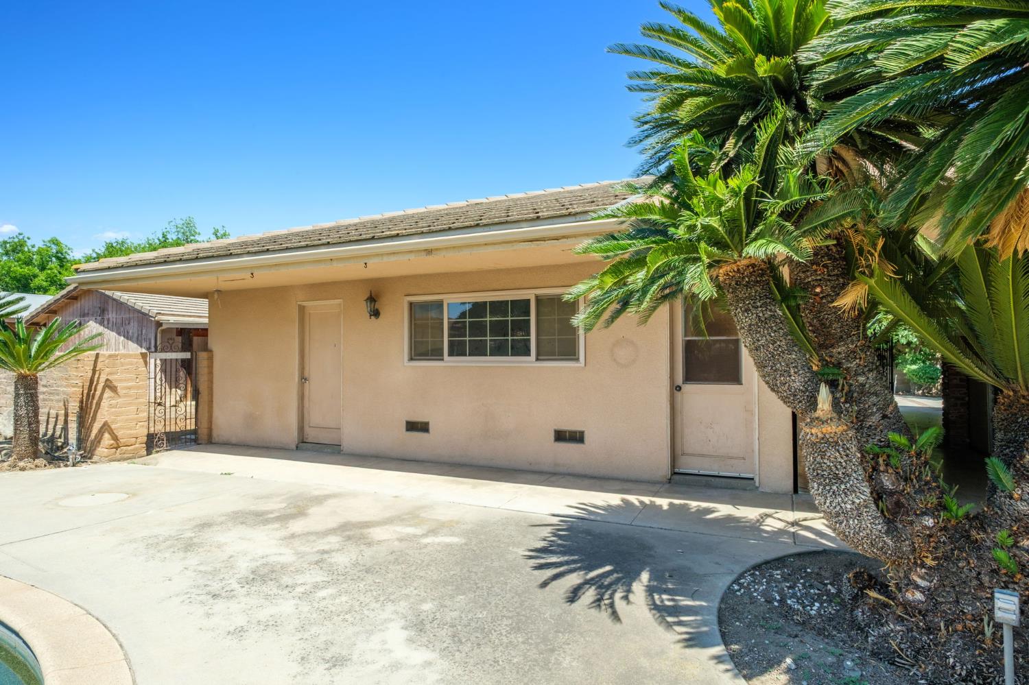 5345 E Butler Ave, Fresno, CA 93727