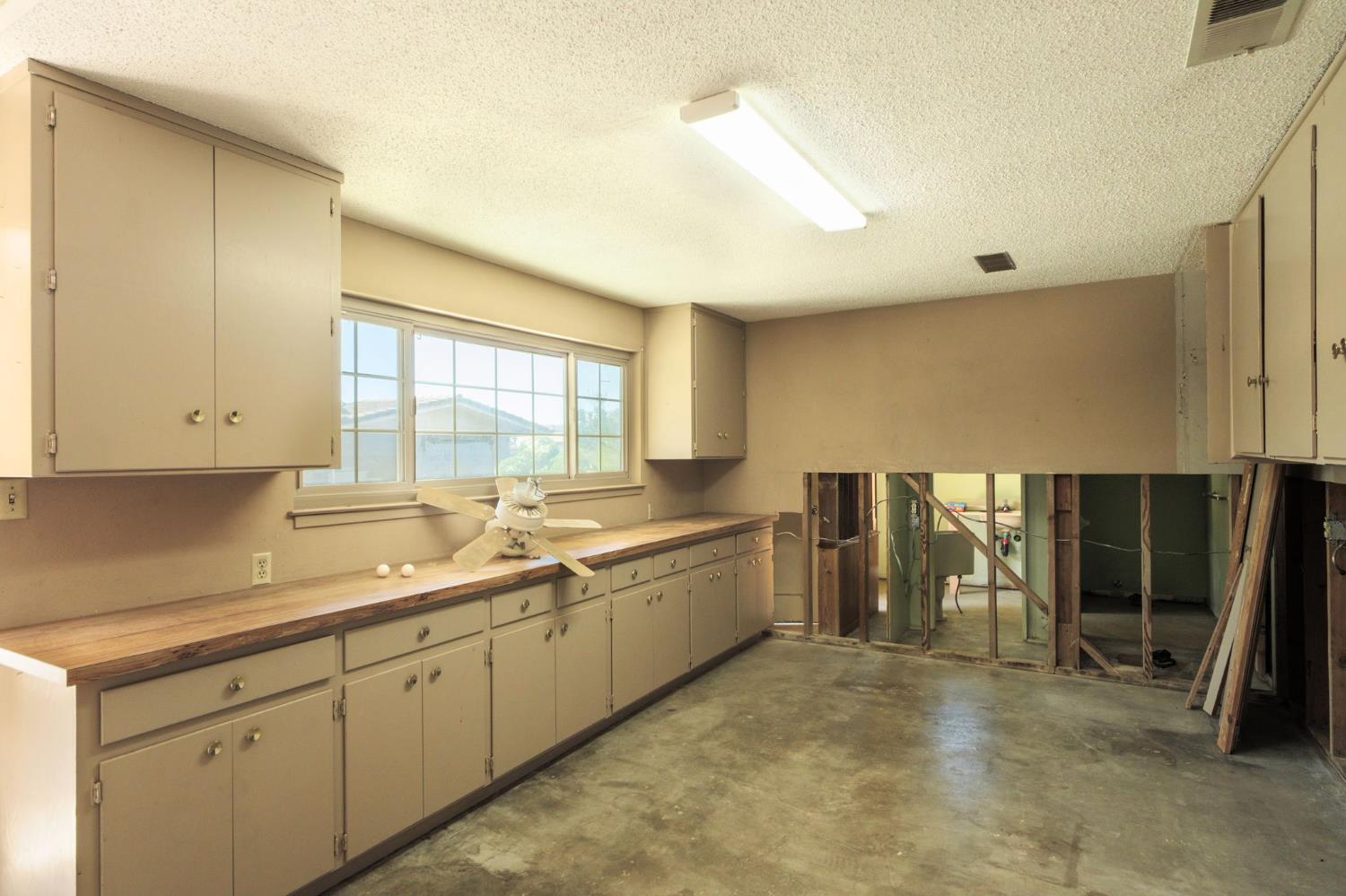 5345 E Butler Ave, Fresno, CA 93727