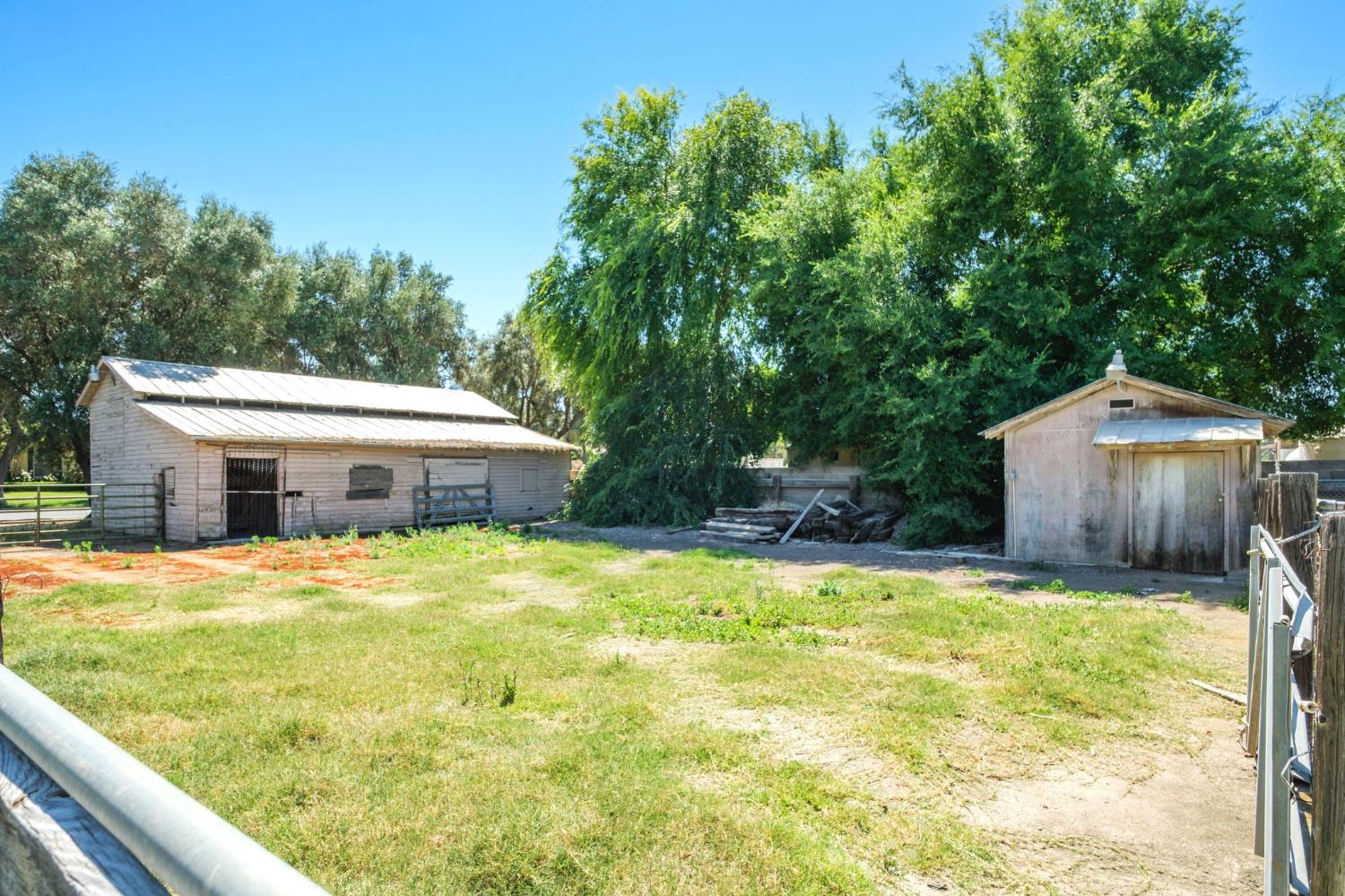 5345 E Butler Ave, Fresno, CA 93727