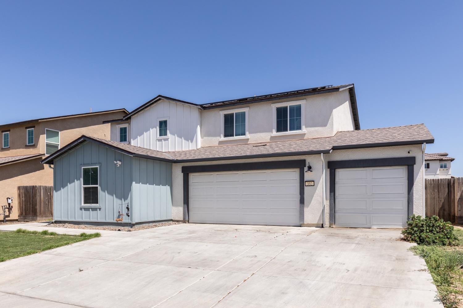 332 E Porter Ave, Visalia, CA 93291