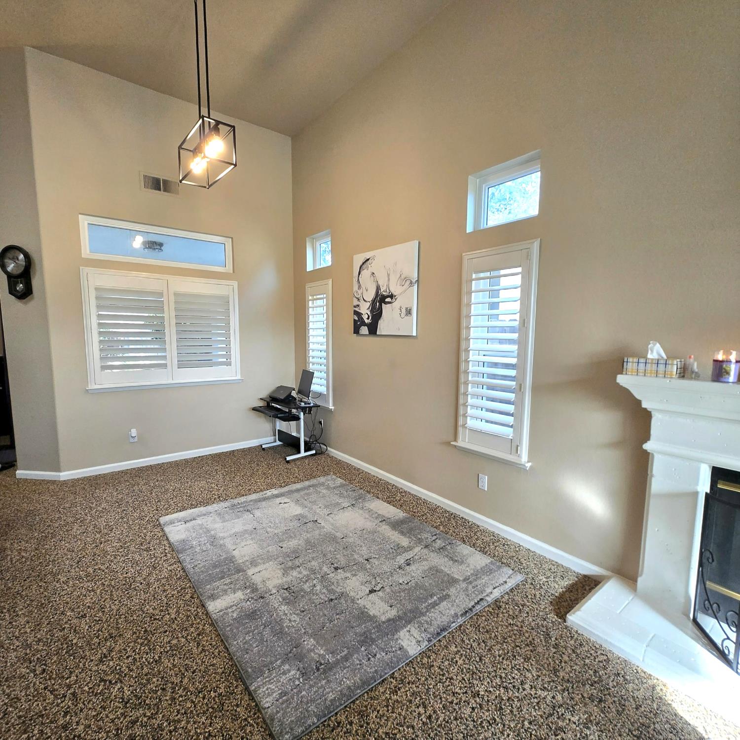 2230 E Ryan Ave, Fresno, CA 93720
