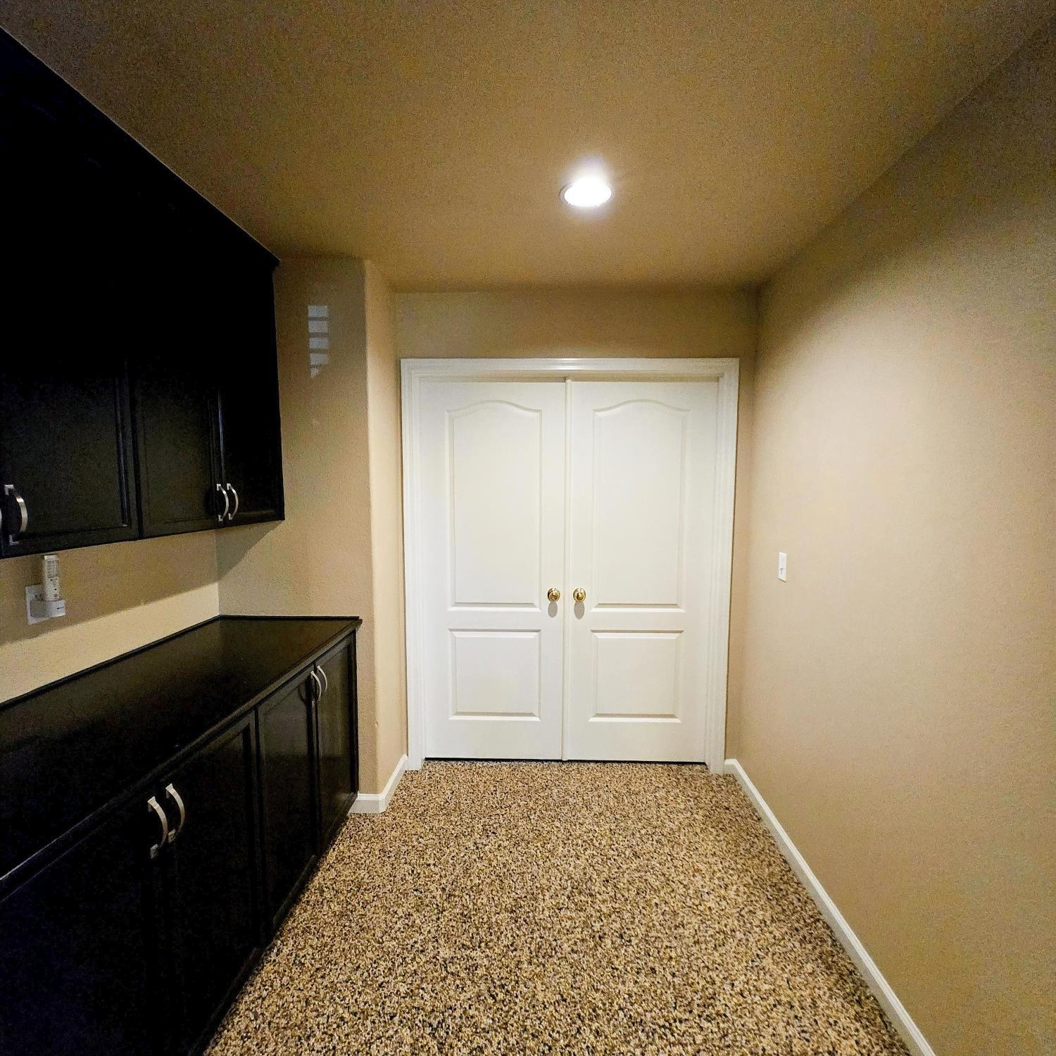 2230 E Ryan Ave, Fresno, CA 93720