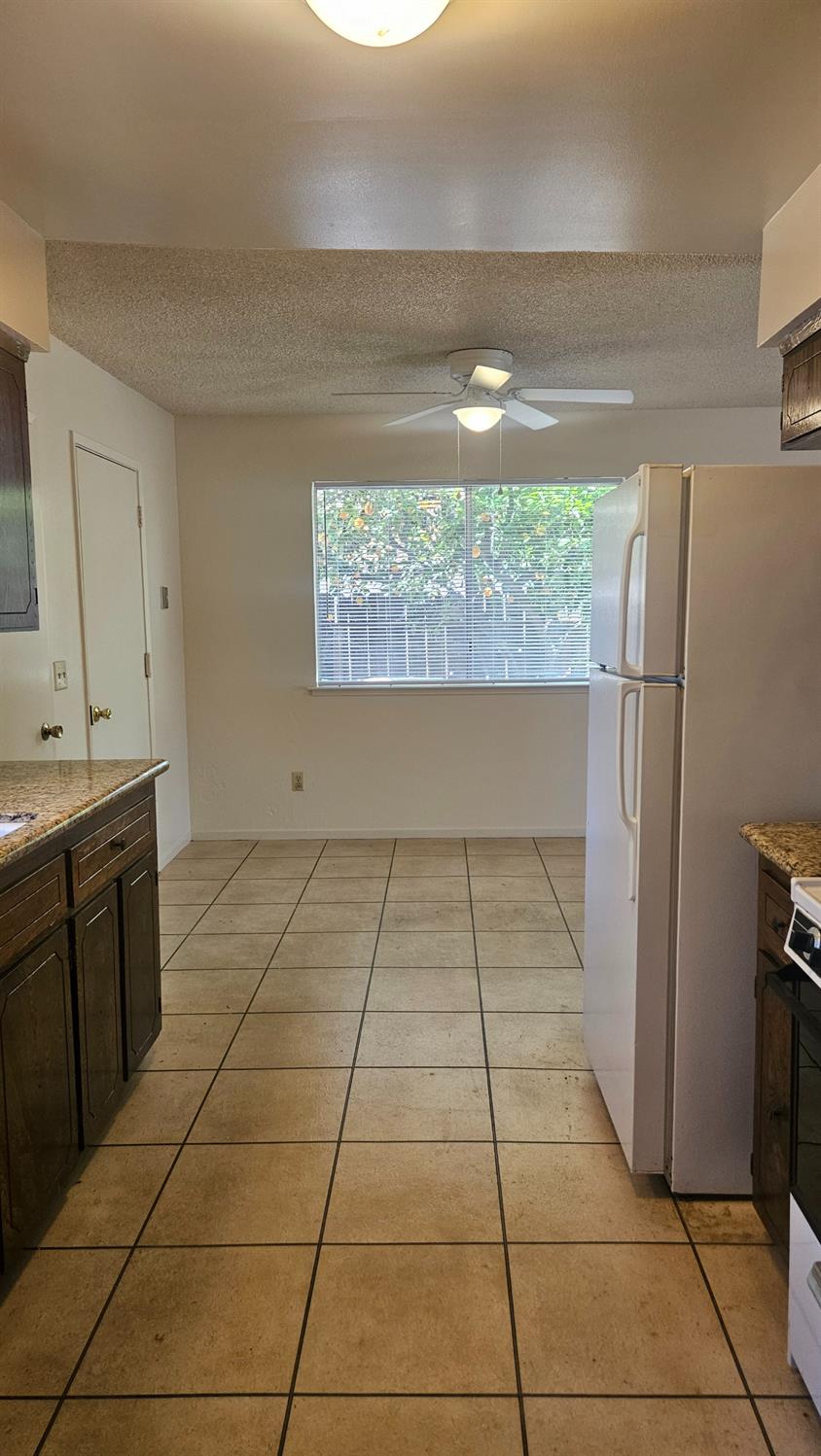92 W Gettysburg Ave, Clovis, CA 93612