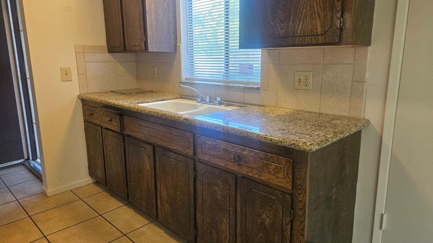 92 W Gettysburg Ave, Clovis, CA 93612